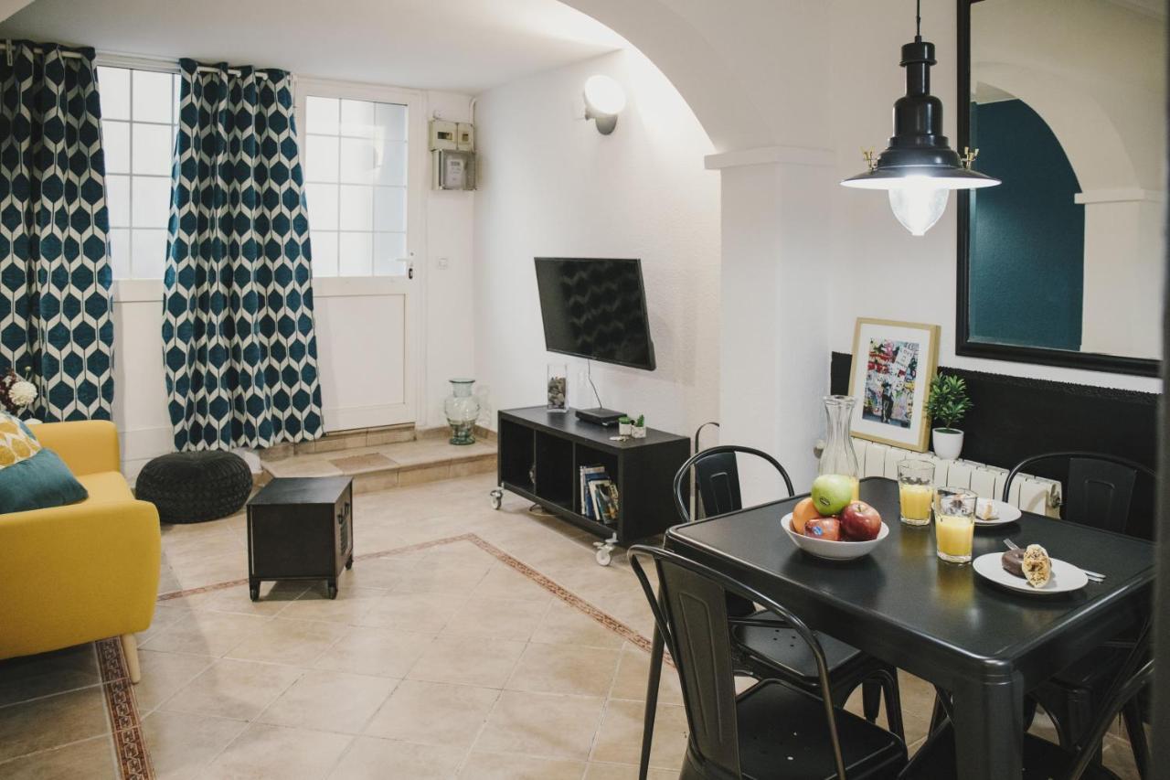 Bbarcelona Parallel Apartment Bagian luar foto