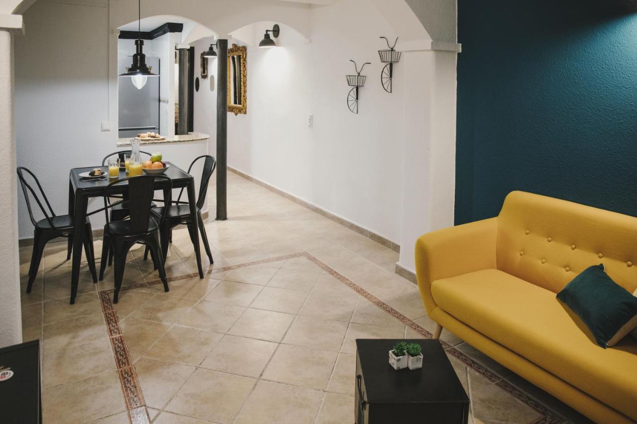 Bbarcelona Parallel Apartment Bagian luar foto